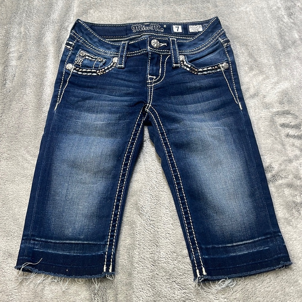 Girls size 7 Miss Me Jean Capris Crops